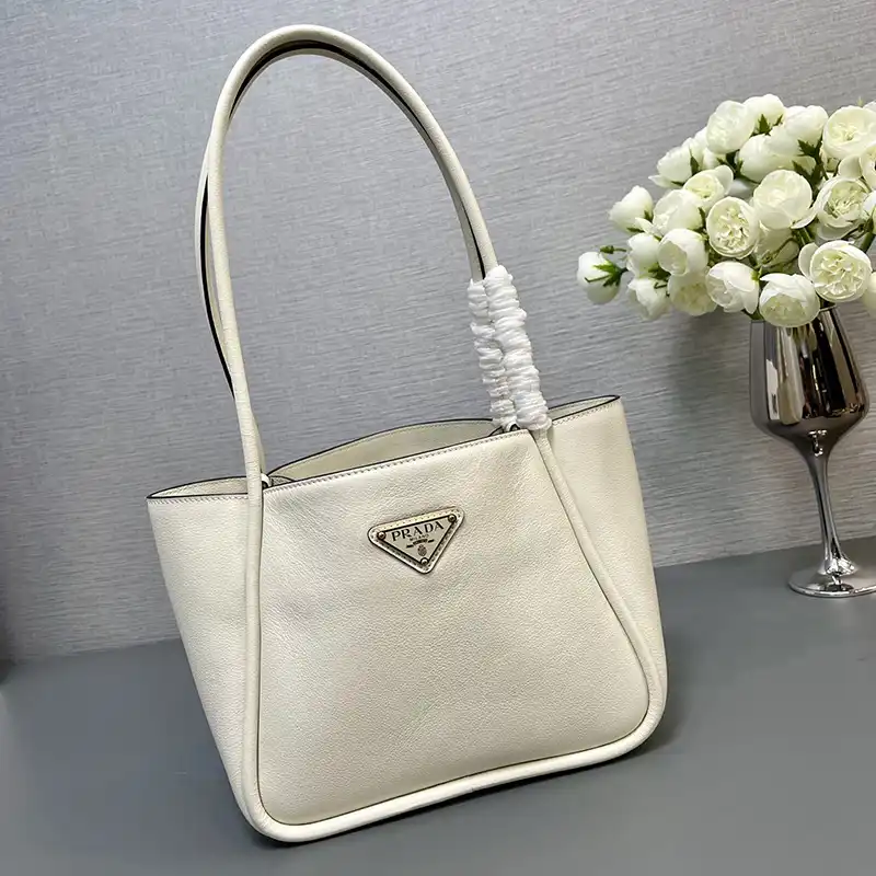 Pra*a bags 2406ya0098