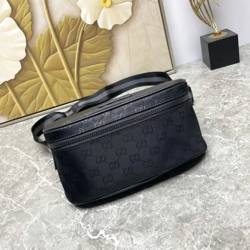 G*u*i bags 2406ya0153