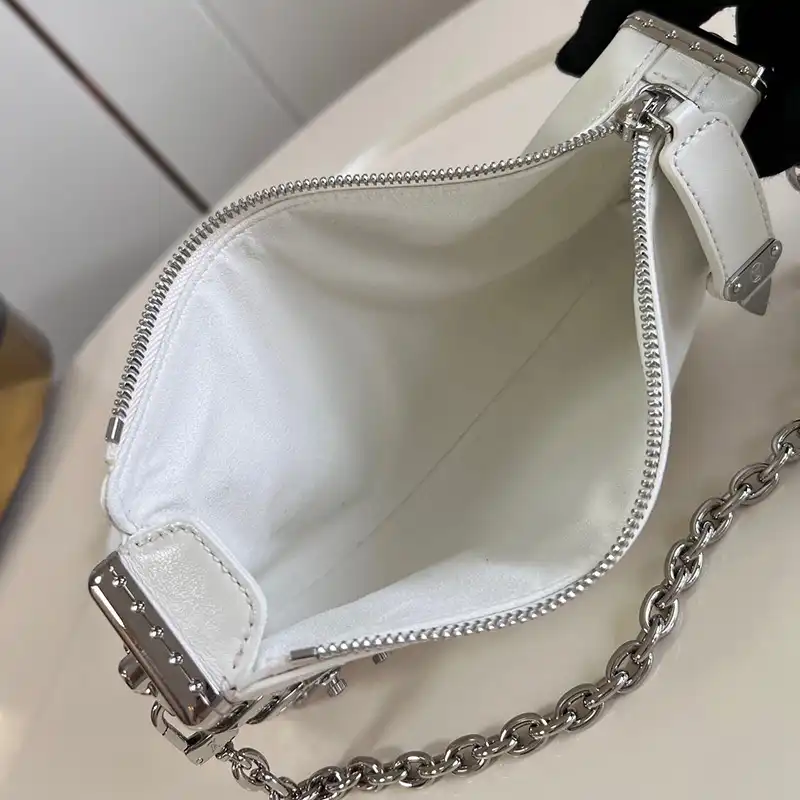 LV Bags 2407YA0156