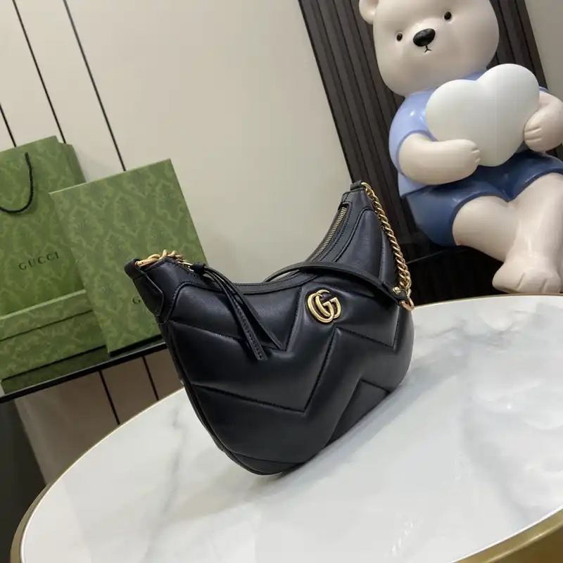G*u*i bags 2407yz0268