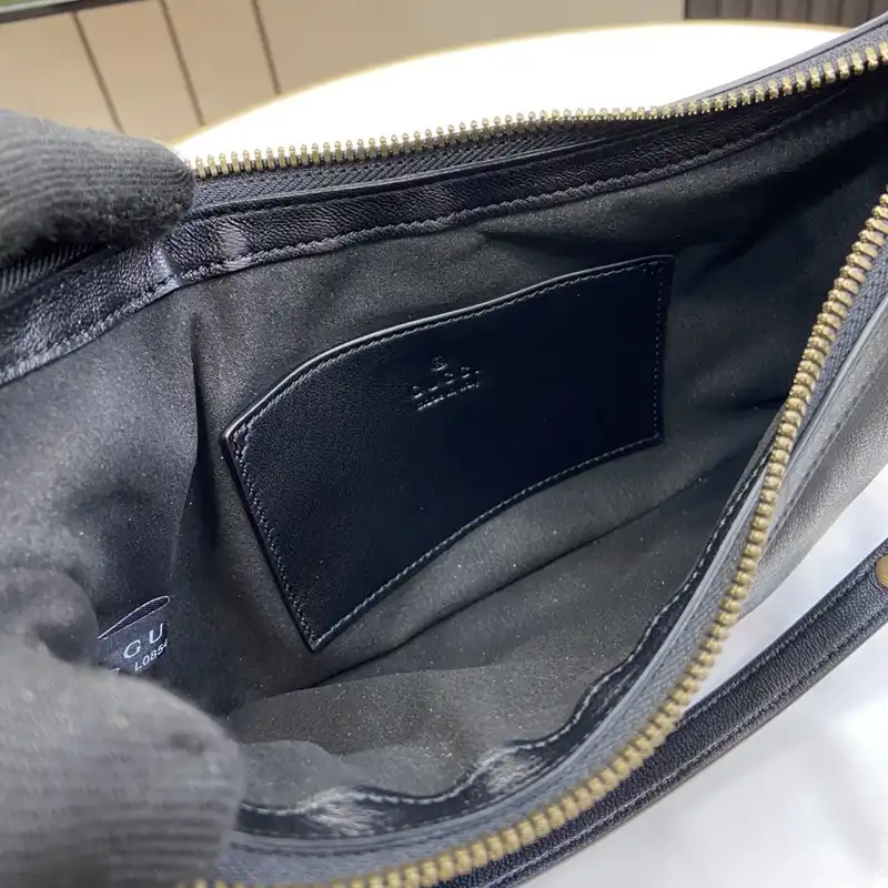 G*u*i bags 2407yz0268