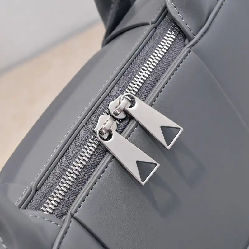 bo*te*ga Ve*ne*ta bags 2409sf0055