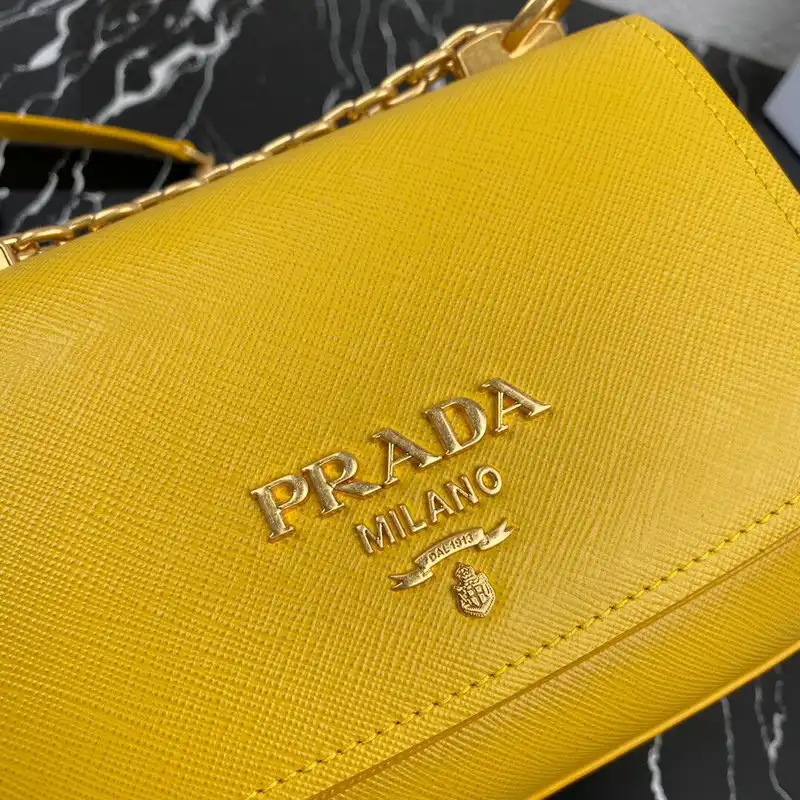 Pra*a bag 20dj11083