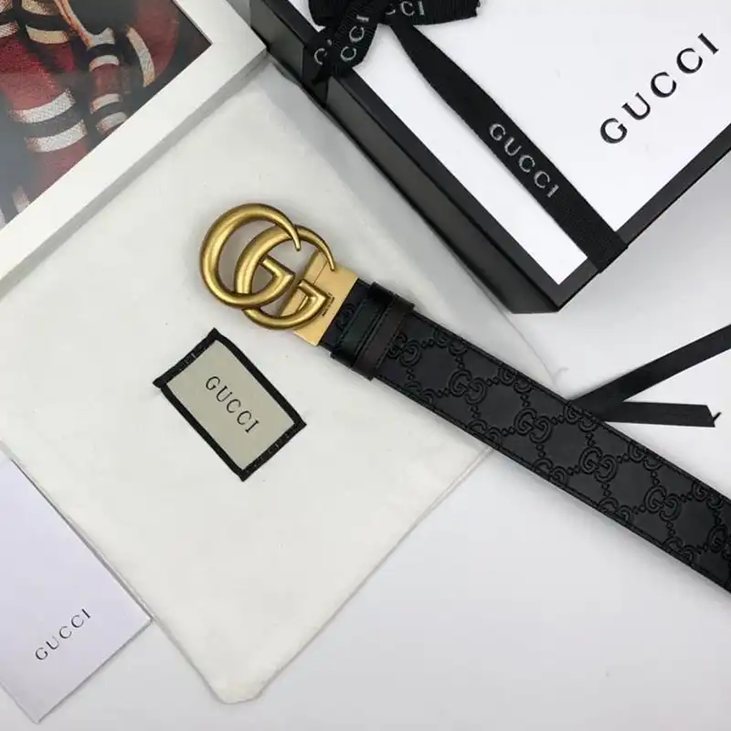 G*u*i s belts 19bl0030