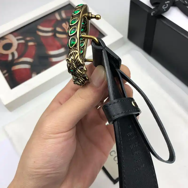 G*u*i s belts 19bl0037