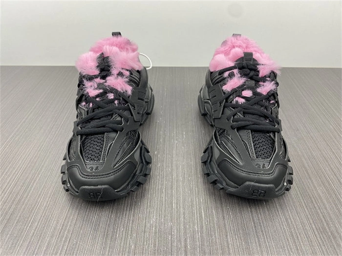 Modern BLCG Track Fake Fur Black Pink 668555 W3CQ6 4431
