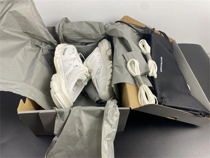 Neat BLCG Track Mule White 653813 W3CP3 4486