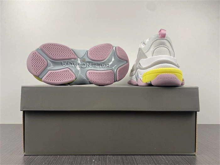 BLCG Triple S White Yellow 524039 W2FW4 TopPick 4451
