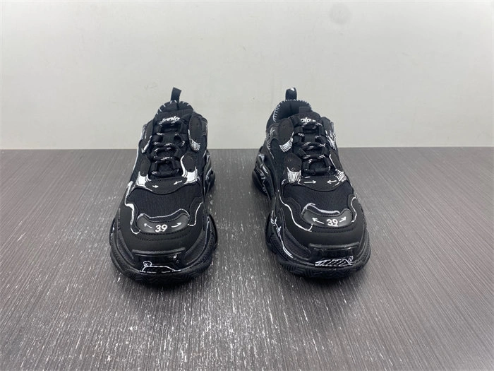 WellDesigned Balenciaga 536737 W2FW6 4377