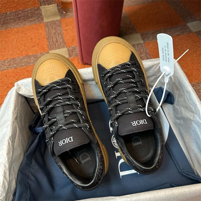 DIOR B33 DR Unisex 1055