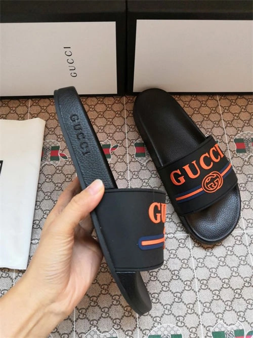 Lightweight Gocci Slipper 5709