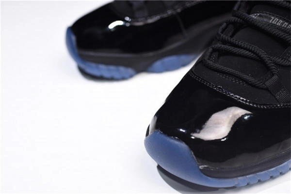 Unique Jordan 11 Retro Cap and Gown 378037- 4096