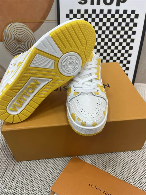 LV ZipUp 1777