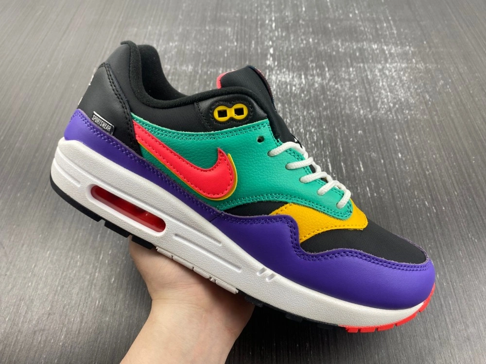 Nike Air Max 1Windbreaker AO1021- WeatherProof 5173