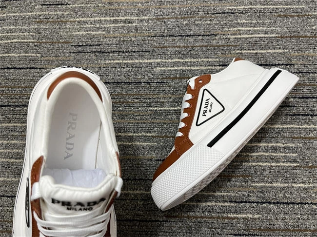 Pra*a leather sneaker classic 3319