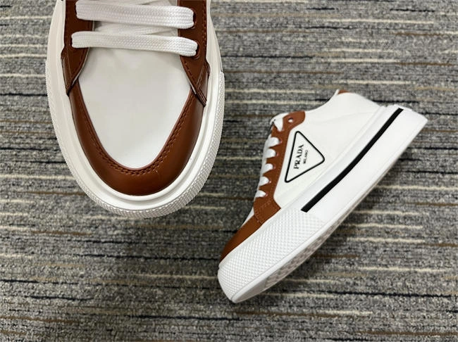 Pra*a leather sneaker classic 3319
